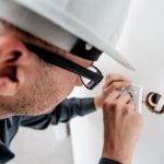 electrician-1080554_1280.jpg