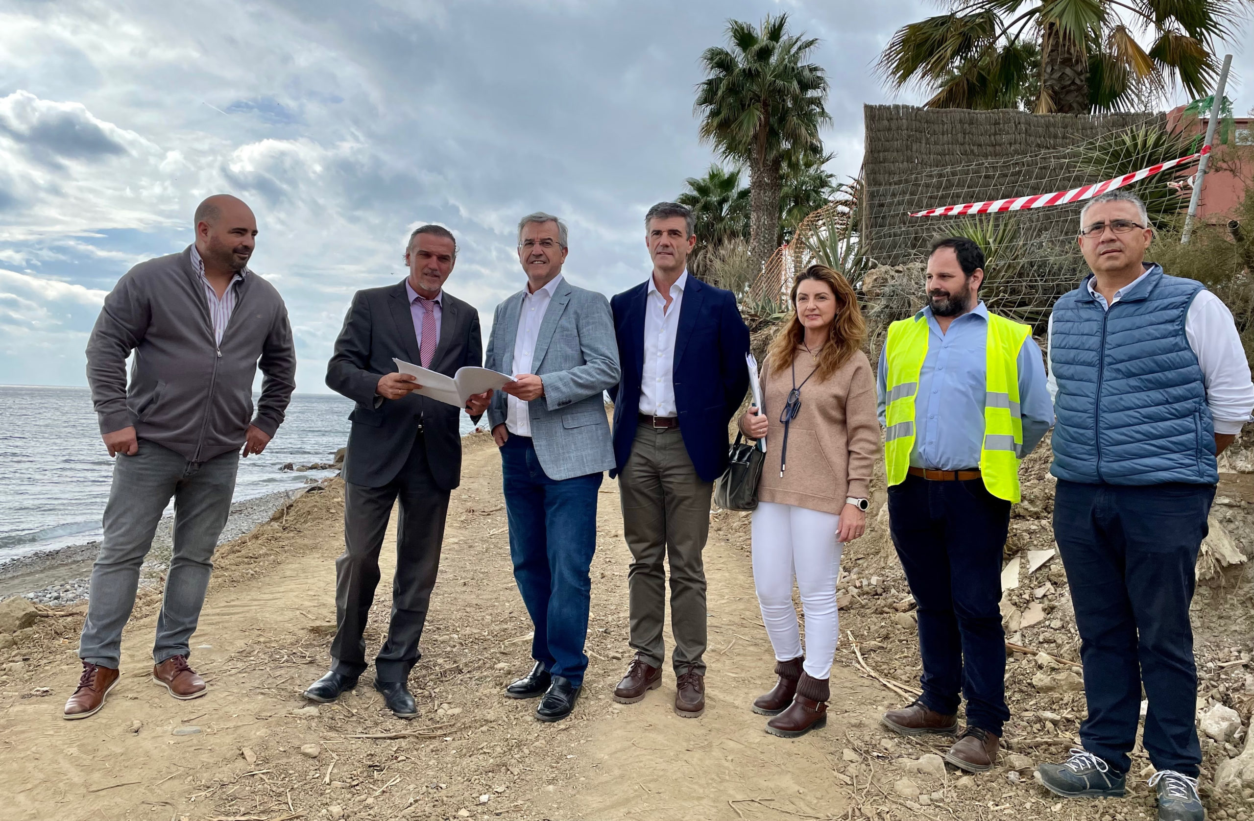 El nuevo tramo de corredor litoral en  Guadalobón permitirá unir ya 20,5 kilómetros de costa en Estepona