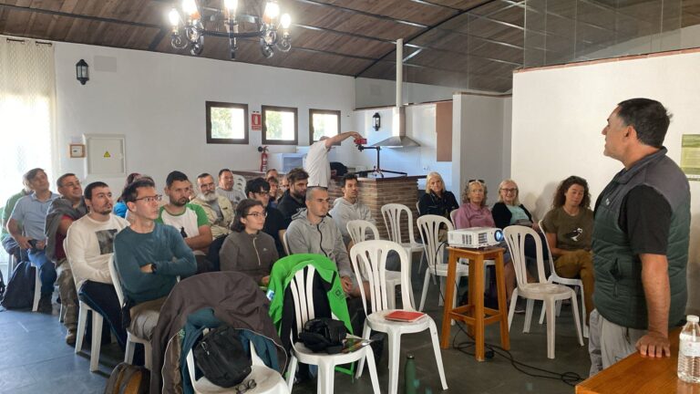 La Diputación da a conocer en un taller las 86 especies de mariposas de la Sierra de las Nieves, una de las zonas de mayor variedad biológica de España