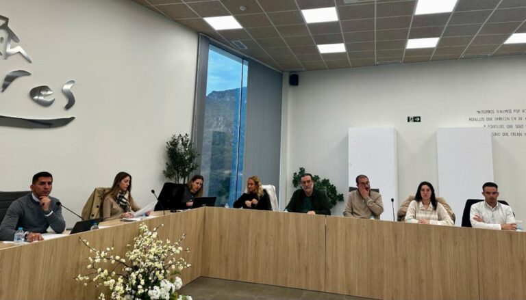 El Ayuntamiento de Casares aprueba el avance del Plan General de Ordenación Municipal
