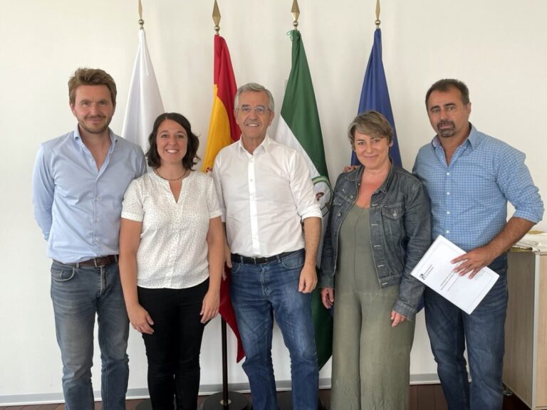 Estepona renueva por noveno año consecutivo los cursos de francés con la Alianza Francesa