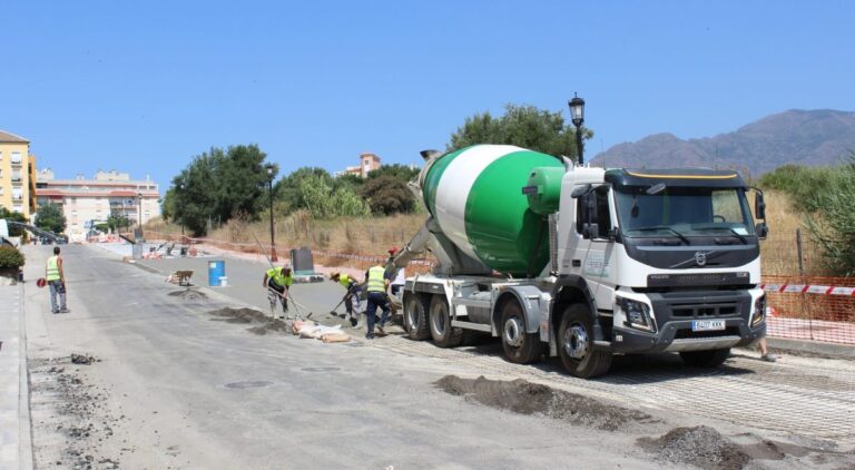 Estepona inicia el VII Plan de Asfaltado con 19 vías y un presupuesto de 1,4 millones de euros