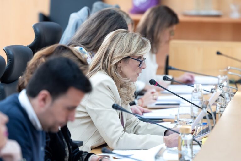 La Diputación de Málaga aprueba de forma definitiva su presupuesto global de 516,2 millones de euros para 2026