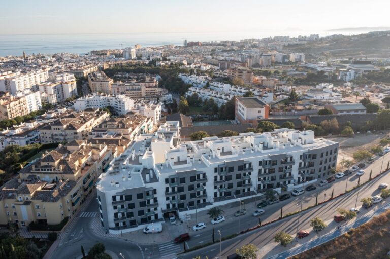 El Ayuntamiento de Estepona tramita la construcción de más de 1.200 viviendas de protección oficial