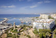 Estepona registra una tasa de paro del 9,99% y se sitúa entre los tres municipios andaluces de más de 40.000 habitantes con menor desempleo 187_2P6A8141-scaled