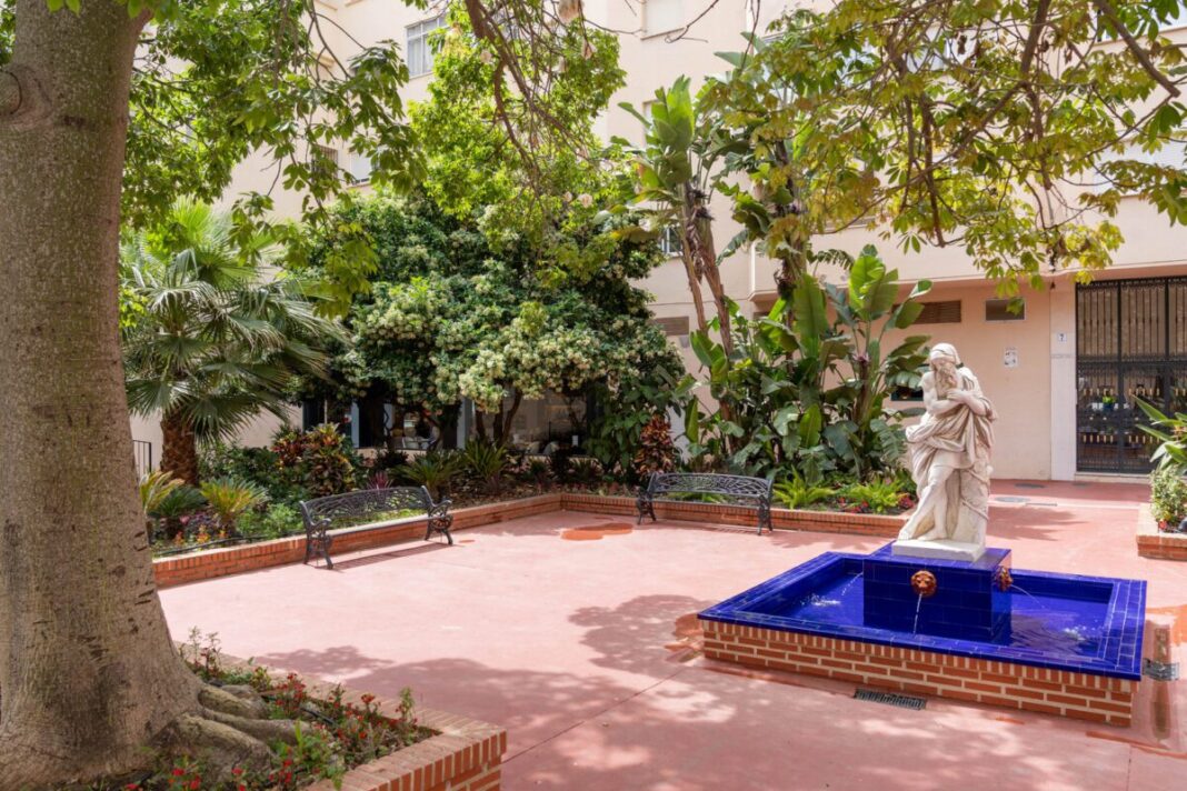 Concluye la remodelación integral de las plazas Las Musas y Olimpo en la barriada de Huerta Nueva