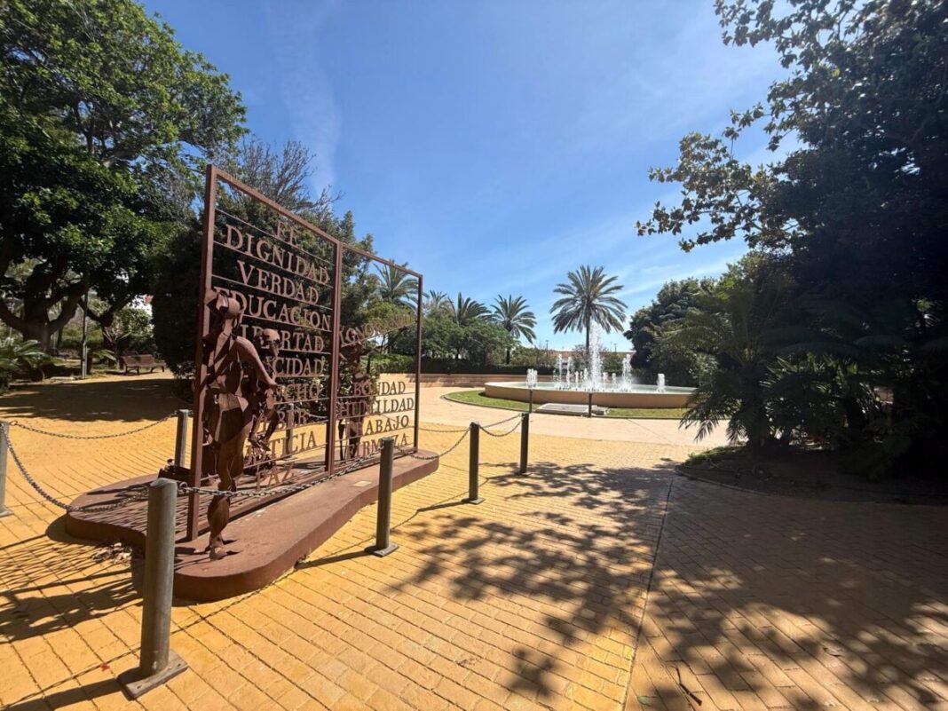 Concluye la remodelación integral del Parque de la Constitución de Estepona