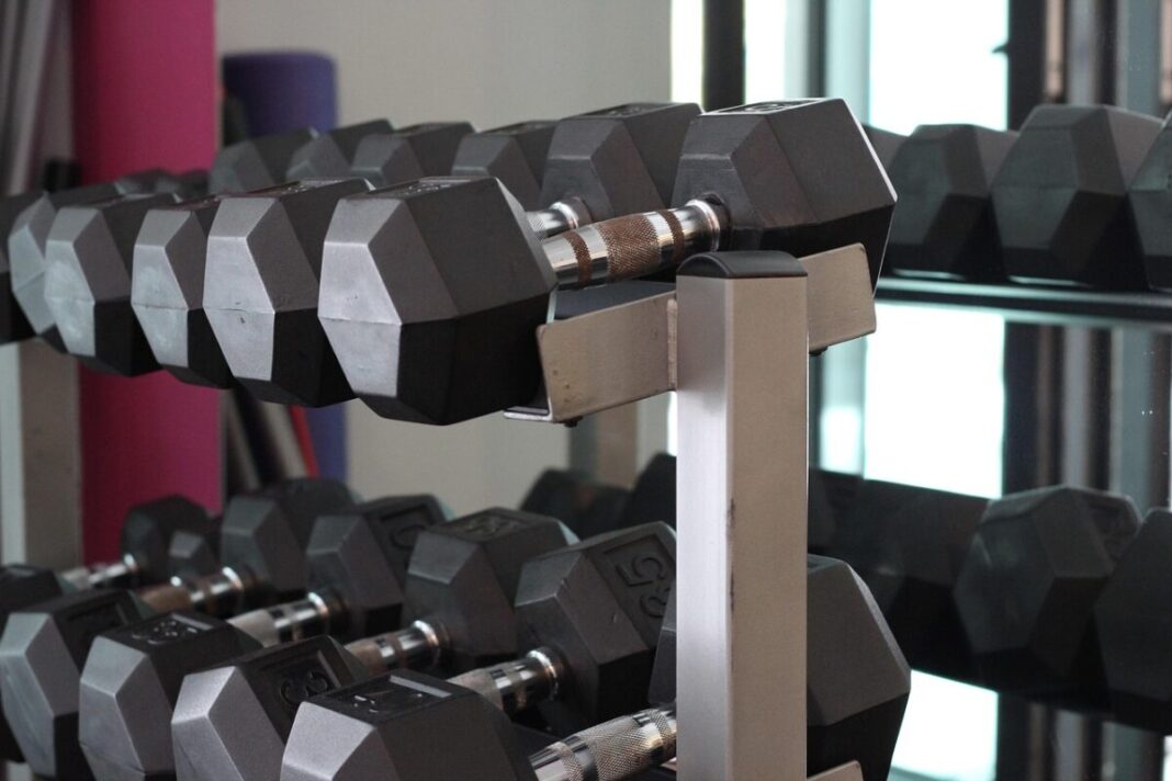 Dónde entrenar en Estepona, la elección del gimnasio o Centro deportivo