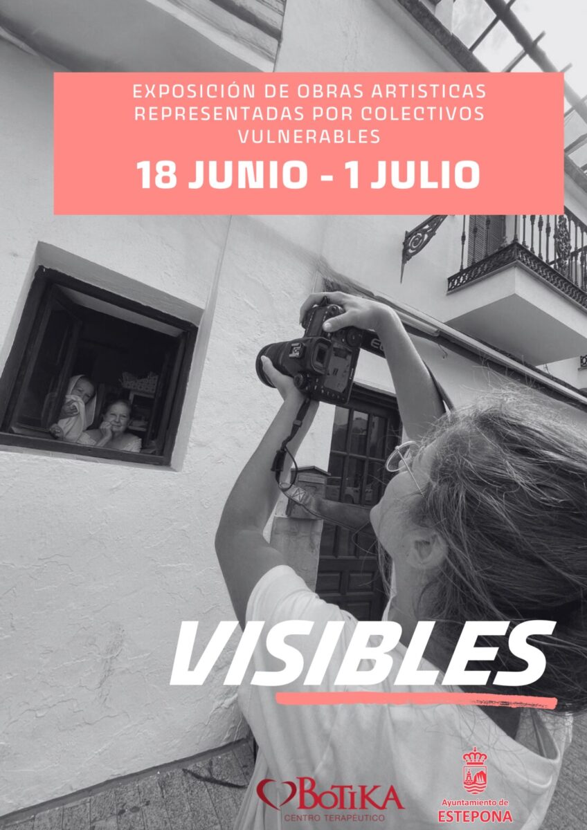 En la Casa de Las Tejerinas se exhiben 24 fotografías de colectivos vulnerables dentro de la muestra 'Visibles'