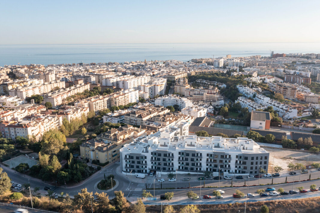 Estepona aguarda seis meses la respuesta del Gobierno sobre 109 VPO
