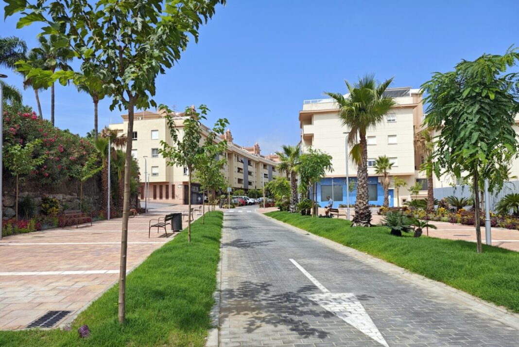 Estepona culmina la urbanización del entorno de la iglesia del Carmen