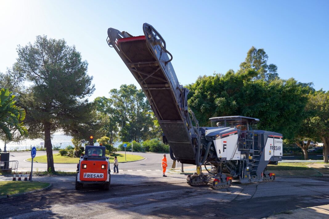 El Ayuntamiento de Estepona licita un plan de asfaltado por más de 6,3 millones de euros
