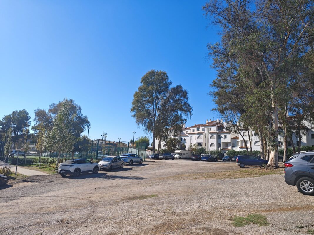 Estepona licita por 495.119 euros las obras de una parcela de Nueva Atalaya