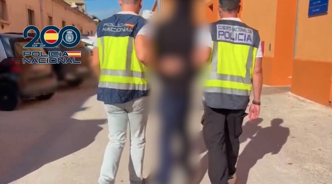 La Policía detiene a un presunto organizador de de los canales «Blocus Vlc